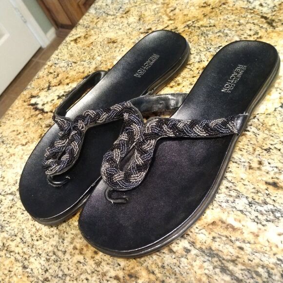 Kenneth Cole Reaction Flip Flop Beaded Black Sandals Women's Size 11 Med - Picture 1 of 9